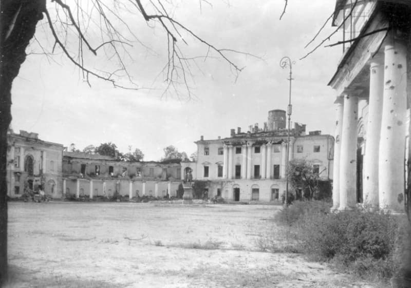 Destroyed Pavlovsk Palace after the occupation period
